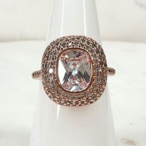 Bomb Party April That Dazzling Glow Diamond Cubic Zirconia Ring NWT RG96319 Sz7